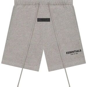 Fear of God Essentials Shorts in Dark Oatmeal